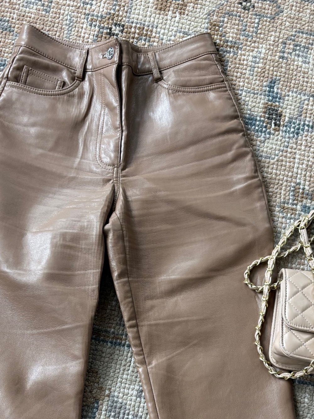 Wilfred Aritzia UnLeather Pant - Picture 2 of 12